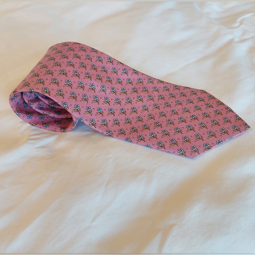 Brooks Basics by Brooks Brothers Silk Tie with Floral Design